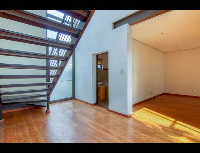3 BEDROOM DUPLEX RENTED IN BRYANSTON